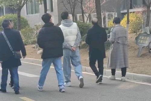 最新吃瓜事件成都黑,揭秘网络热传的“吃瓜”事件真相