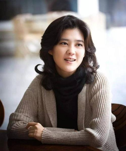 韩国三星长女离婚,三星长女离婚引发家族企业权力变动风云