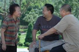 满堂爹娘在线观看,在线观看，共度温馨家庭时光