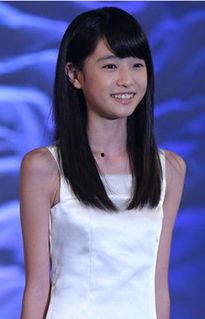 日本12岁美女,闪耀青春风采”