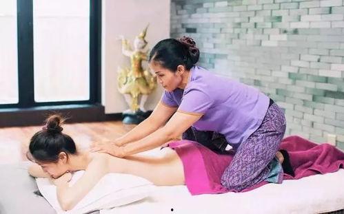 韩国学生帮老师按摩,帮老师按摩成校园温馨新风尚