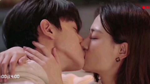 初恋的床戏,一场禁忌的床戏