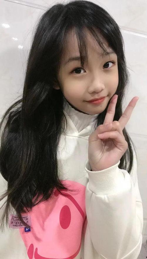 小妹妹图片,小妹妹的纯真瞬间