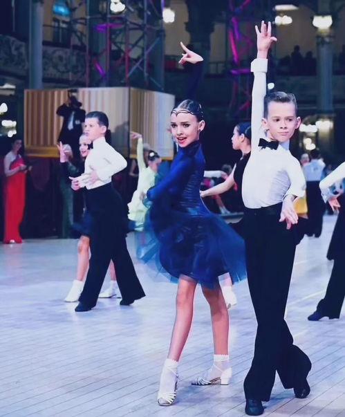 韩国十大舞蹈,揭秘十大热门舞步魅力瞬间