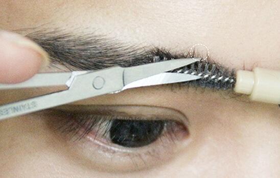 男眉毛图片,探寻不同风格下的眉型魅力