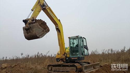 挖土机动态图片大全,工地上的钢铁舞者风采展示