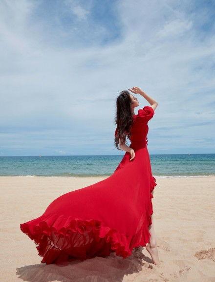 刘诗诗光脚图片大全,优雅与自然的美妙交融